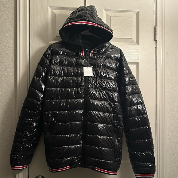 New Men Size Large Calvin Klein Hooded Shiny Puffer Jacket with tags - Picture 1 of 10